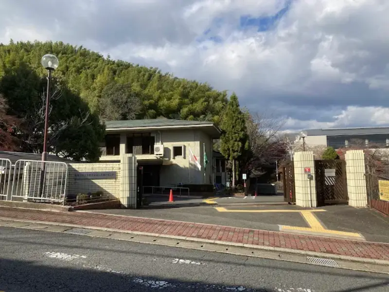 長岡京こらさ（多世代交流ふれあいセンター）の自習室